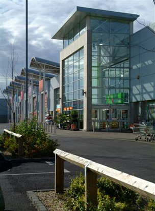 Drogheda Retail and leisure park frontage